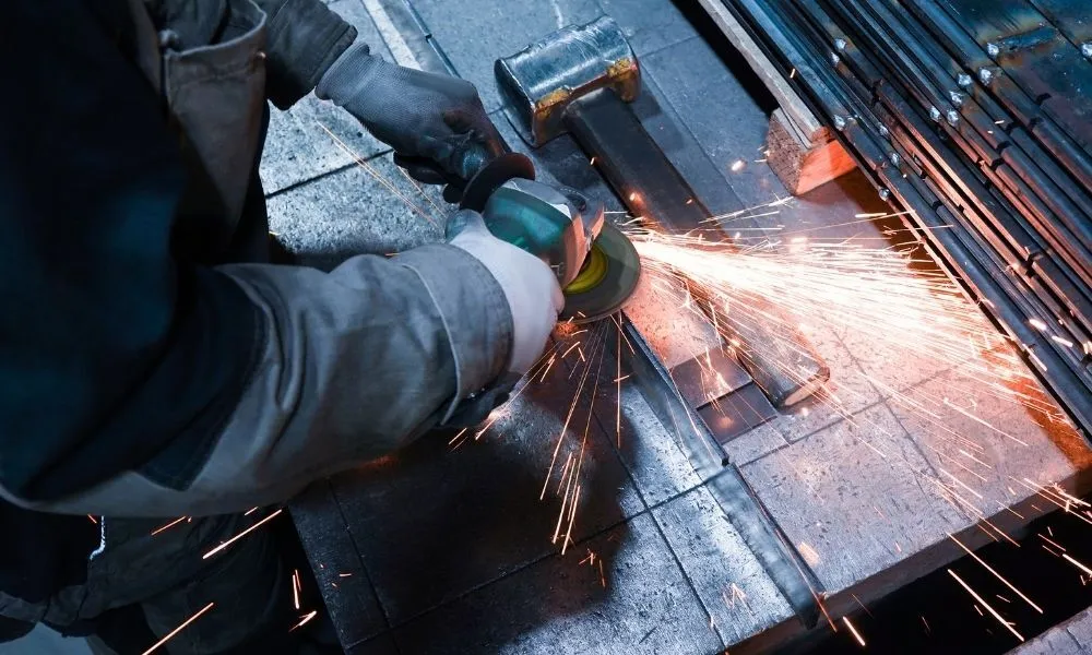 Manufacturing Carbon Steel API 5L Grade X42 Pipe An Overview