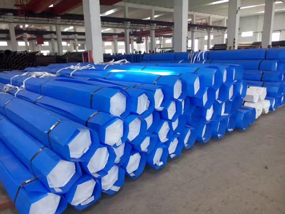 Provider of wholesale sturdy LSAW welded steel pipes with thick walls